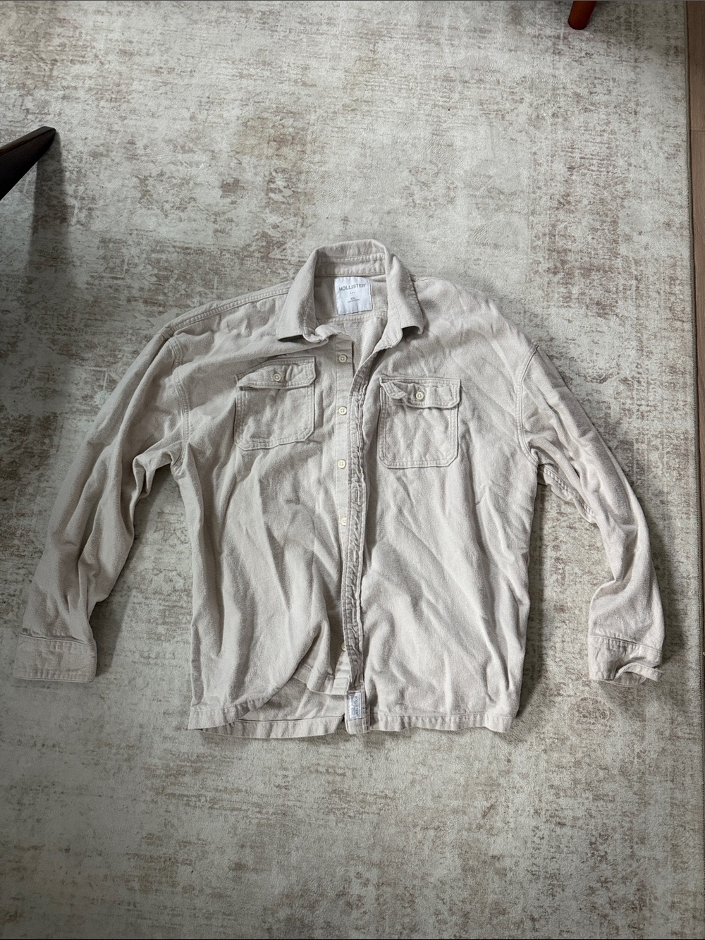 Hollister Cream Corduroy Lightweight Button-Up Shirt Jacket